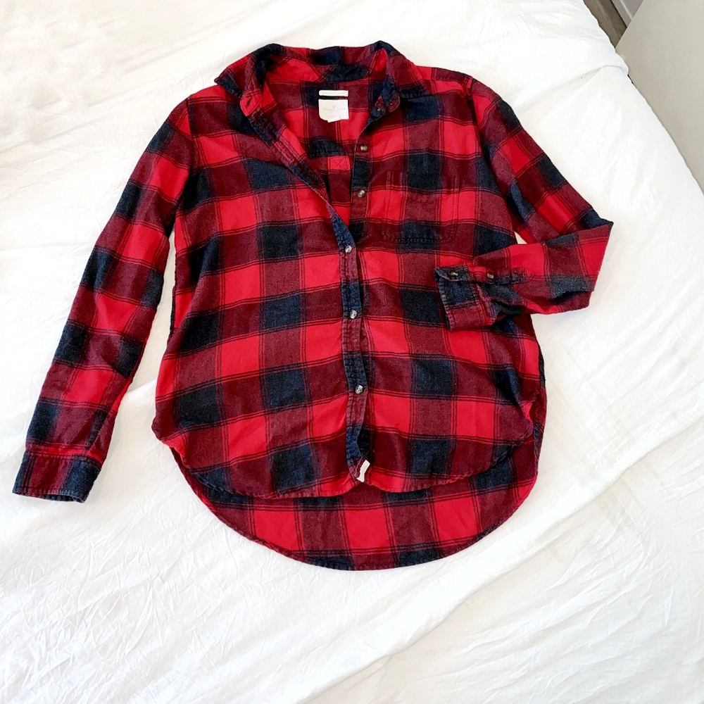 💝 2/$20 American Eagle Boyfriend Fit Plaid Flannel Medium